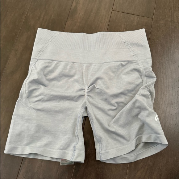 One active effortless shorts in ice blue - Picture 1 of 3